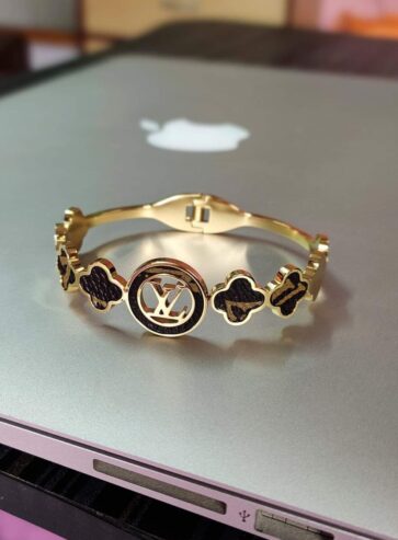 Anti Tarnish Jewellery