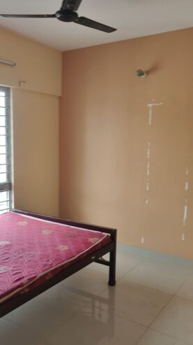 Room for Rent in 3 BHK Flat for Female – Shapoorji, Newtown | ₹5,700