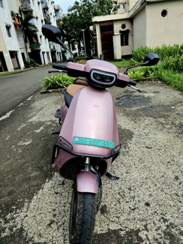 Ola S1 Pro, unique pink colour, ola care plan included