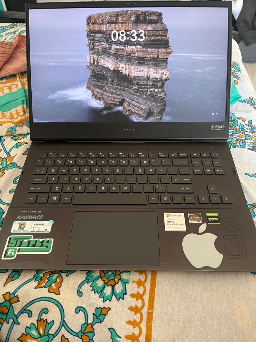 Laptop and accessories for sale