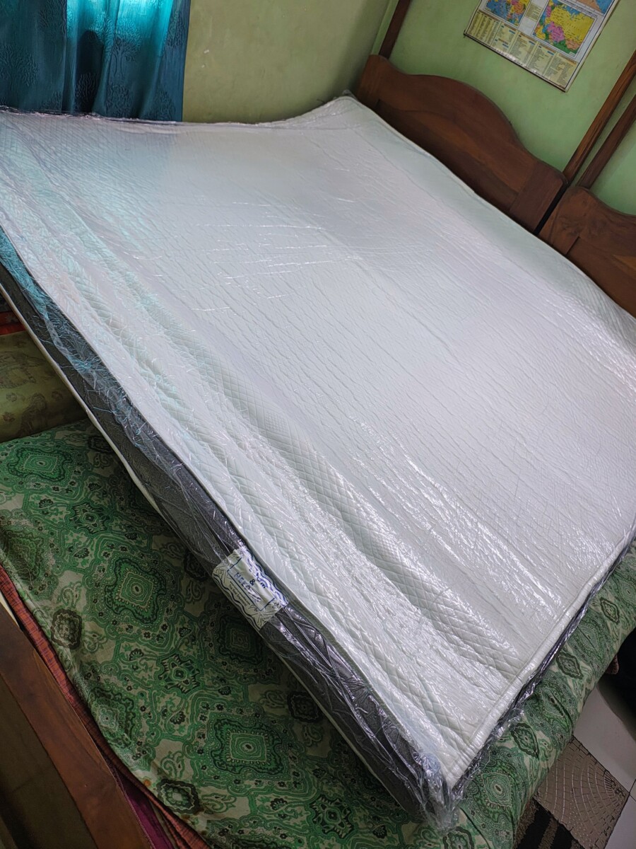 Loom And Needle Orthopedic mattress 75*72*4 King Size Matress