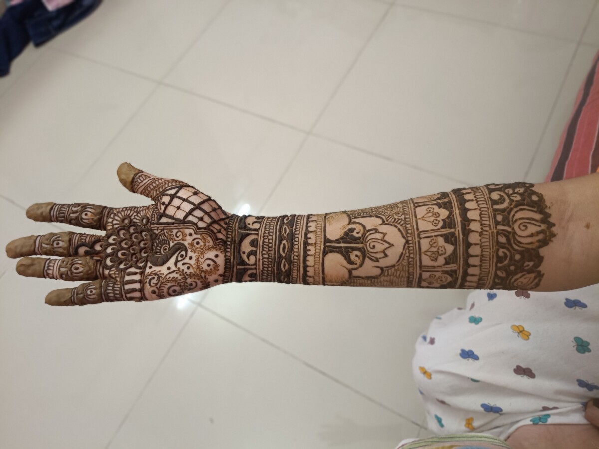 Mehndi by Bhoomi